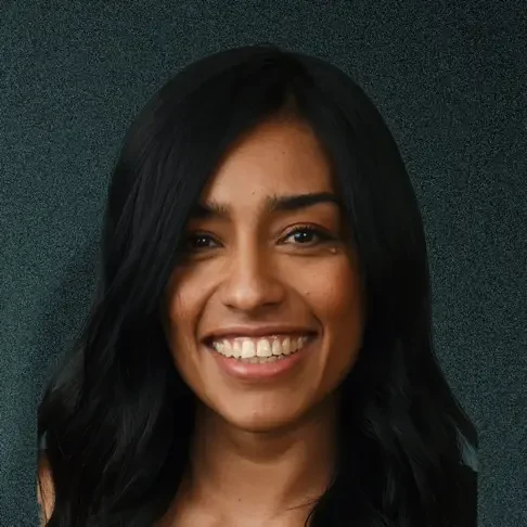 Adriana Paz