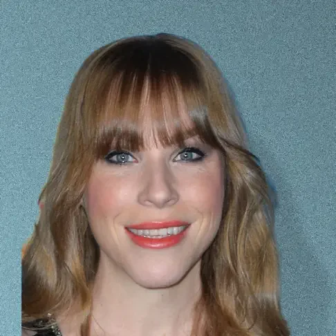Emma Myles