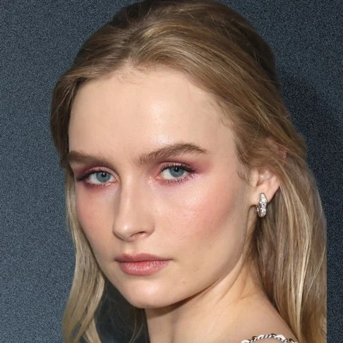 Olivia DeJonge