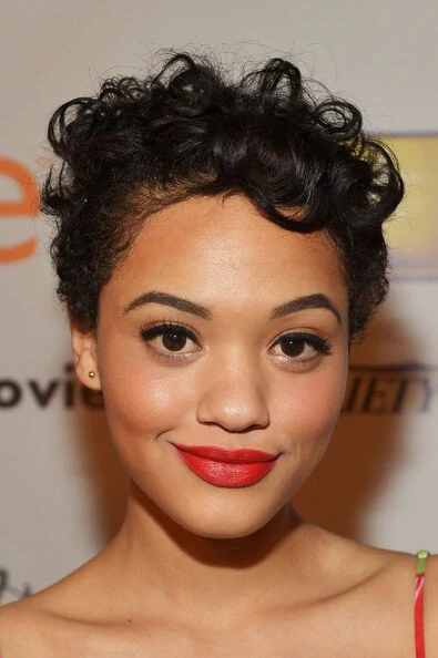 Kiersey Clemons